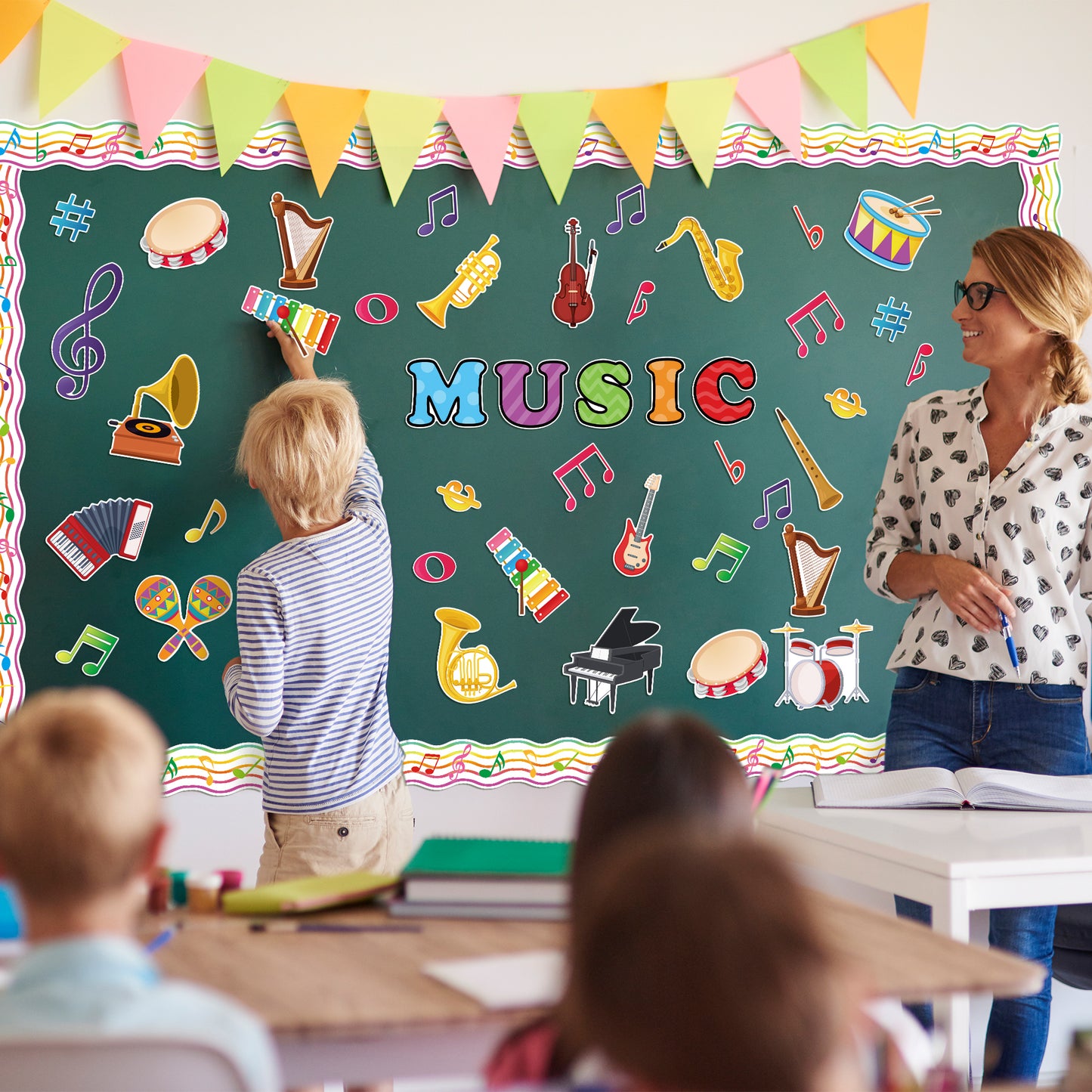 CPicdn 101Pcs Musical Notes Music Classroom Bulletin Board Decorations Set